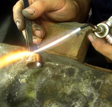 hình ảnh GIA CÔNG